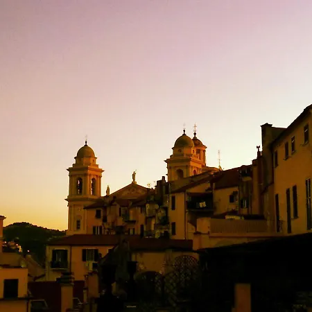 Il Filo Di Arianna 3* Imperia